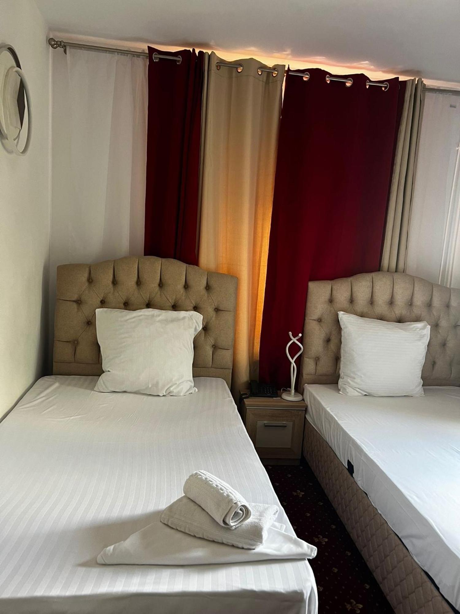 Hotel Evozava Central Bucharest Exterior photo